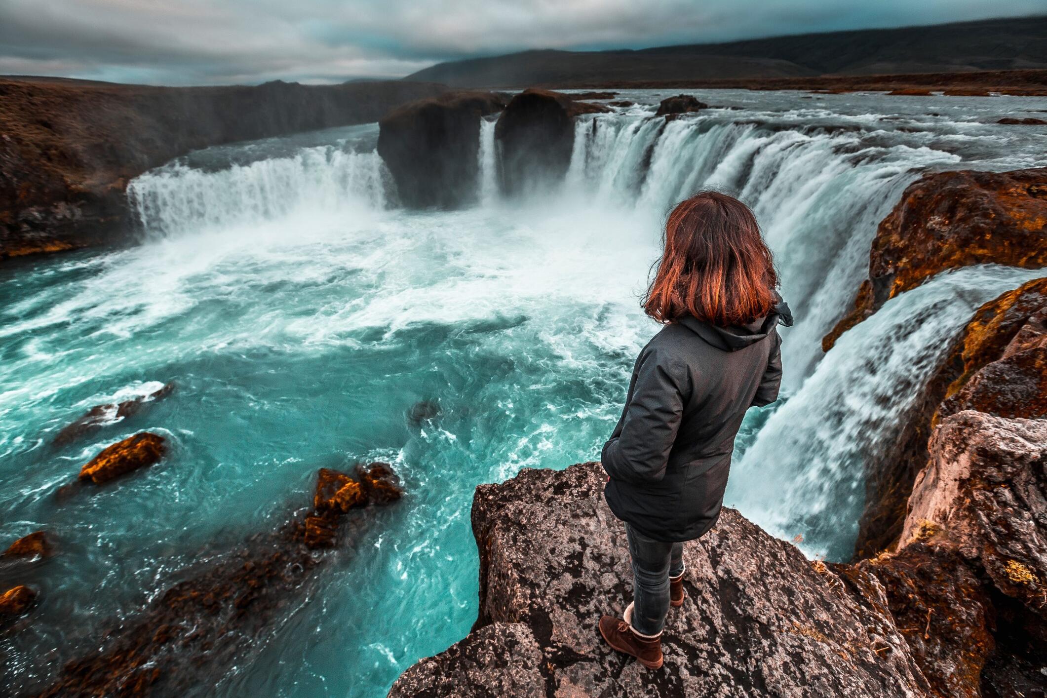 viaggi-natura-islanda-godafoss-blueberry