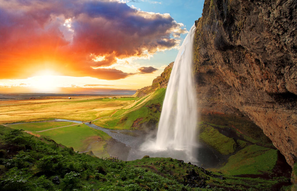 islanda-seljalandsfoss-01-blueberrytravel