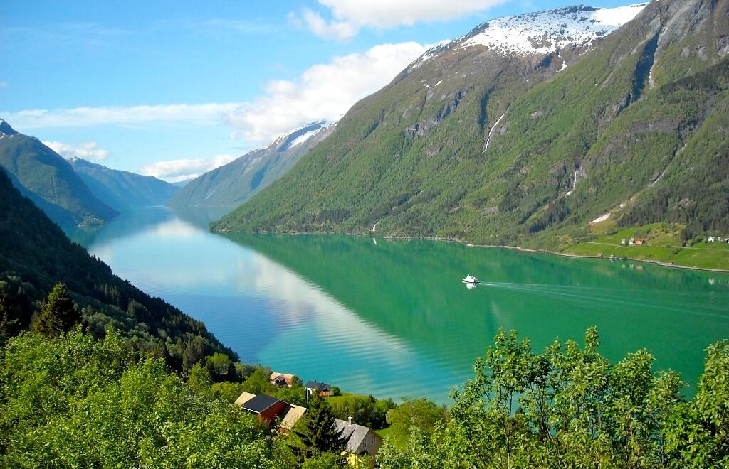 norvegia-fiordi-02-blueberrytravel
