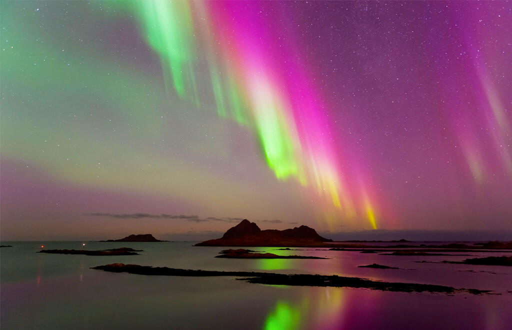 norvegia-lofoten-aurora-boreale-02-blueberrytravel