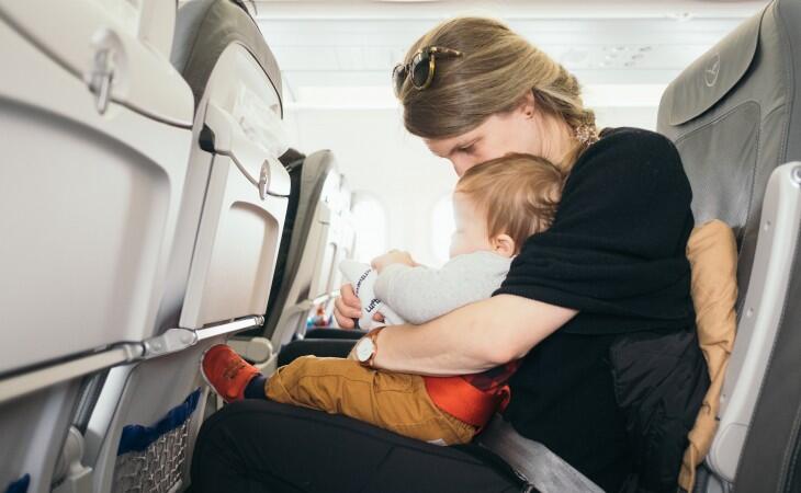 Top 5 consigli per un volo di lungo raggio con bambini 0-12 anni