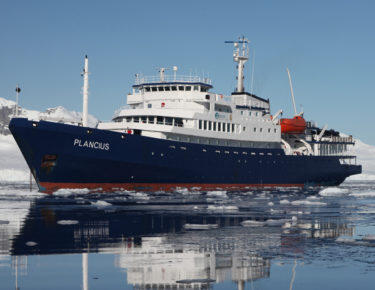 Antarctica December 2010, PLA023, Antarctic Peninsula with South Shetlands, Plancius: Paradise Bay