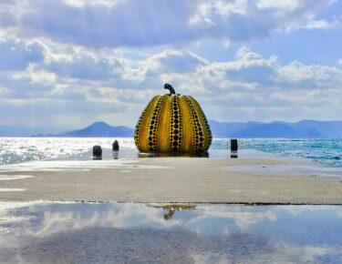 giappone-naoshima-yellow-pumpkin1-blueberry