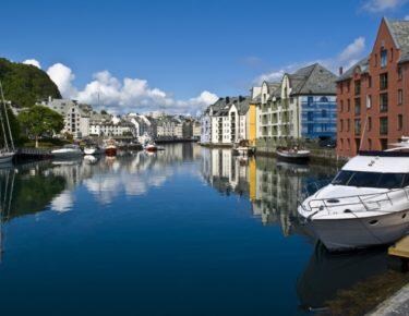 norvegia-alesund-01-blueberrytravel