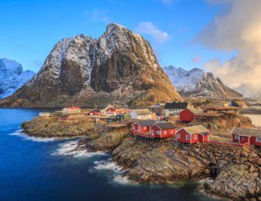 norvegia-lofoten-reine-01-blueberrytravel