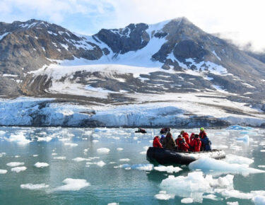 svalbard-escursione-gommone-blueberrytravel