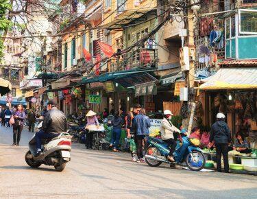 vietnam-hanoi-scooter